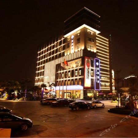 Cedar Hotel Yuzhu Ngoại thất bức ảnh