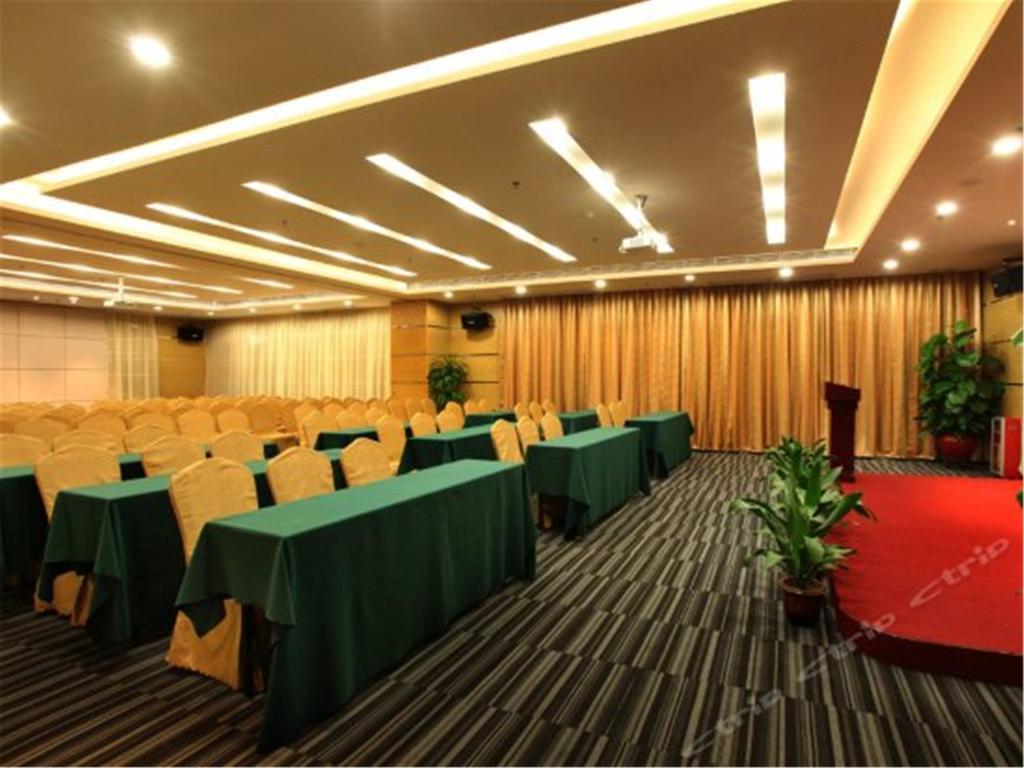 Cedar Hotel Yuzhu Ngoại thất bức ảnh