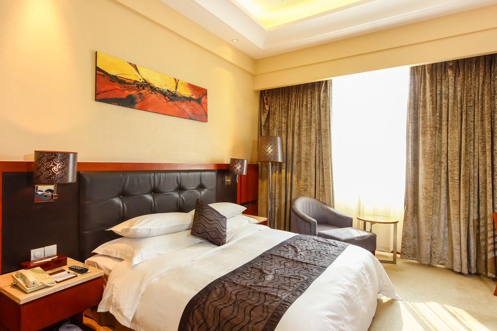 Cedar Hotel Yuzhu Ngoại thất bức ảnh