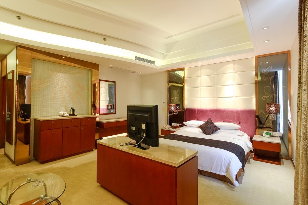 Cedar Hotel Yuzhu Ngoại thất bức ảnh